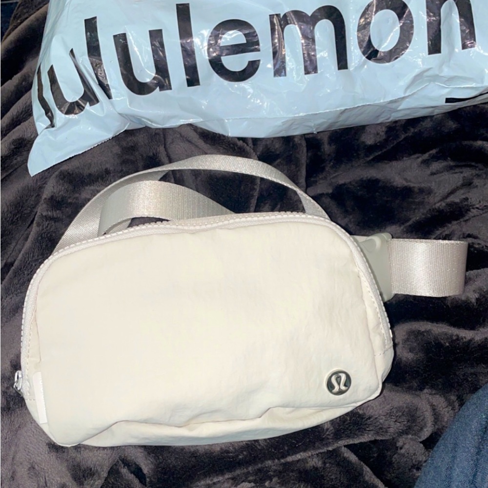 Lululemon Belt Bag - White Opal (NWT)